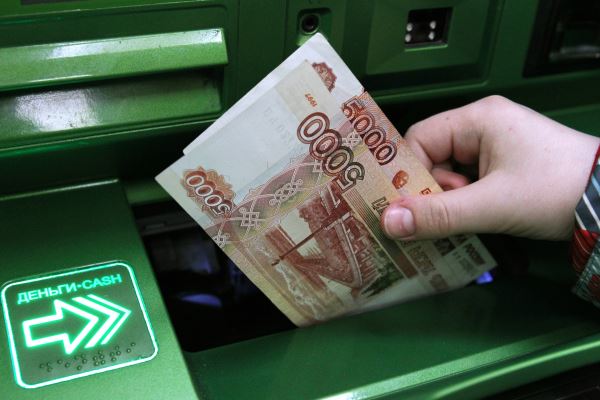 «Возможность защитить себя от мошенников»: россияне смогут устанавливать самозапрет на кредиты с 1 марта 2025 года