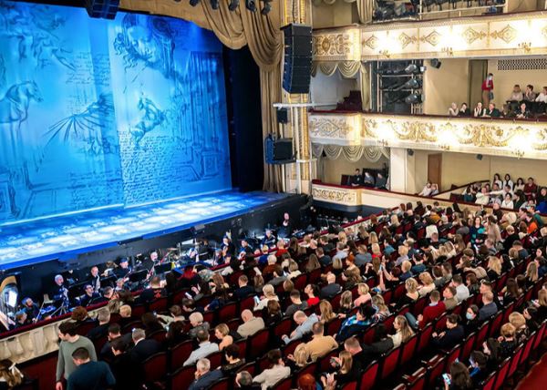 Московские театры бьют рекорды